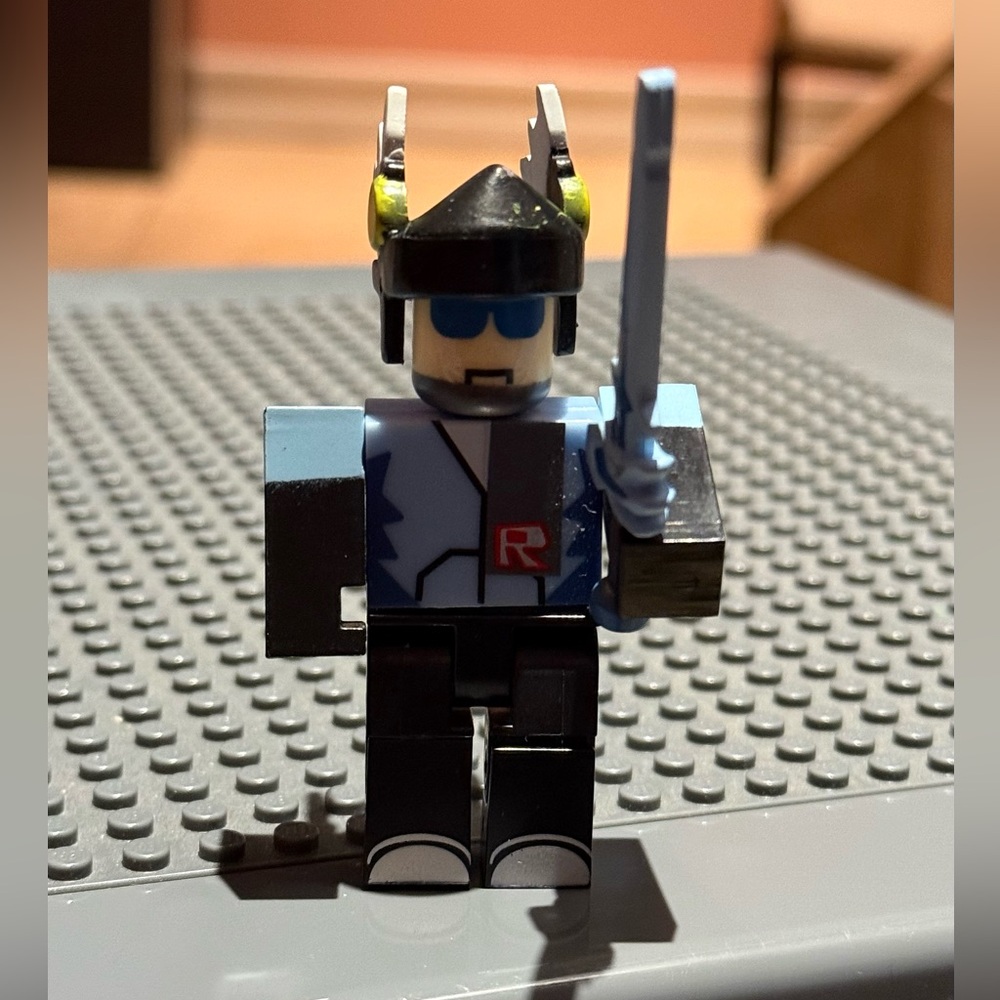 Roblox Litozinnamon Action Figure